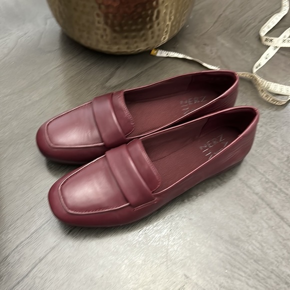 NATURALIZER Genn-Flow Slip-ons - Picture 8 of 11